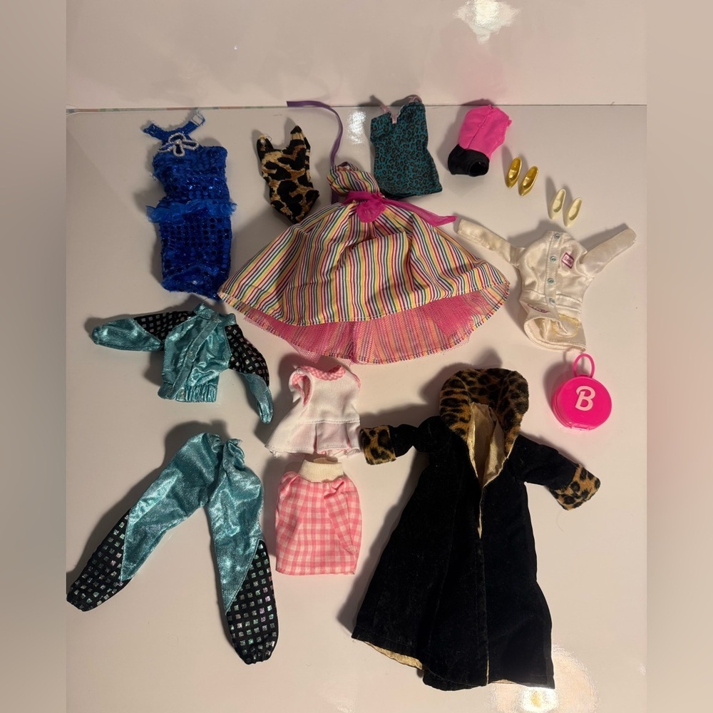 Vintage 1980s-1990's Barbie & Family Mattel Doll Clothing Lot 15 Pce